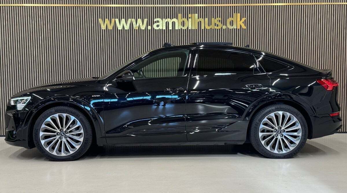 Audi e-tron 55 S-line Sportback quattro