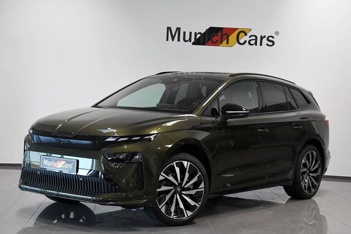 Grøn Skoda Enyaq fra 2026 set udefra