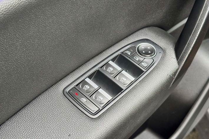 Grøn Renault Captur fra 2020