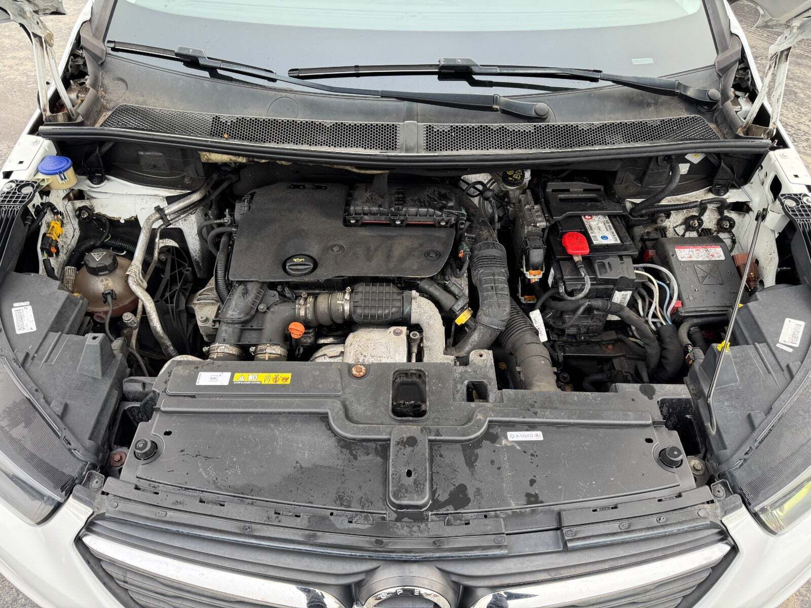 Hvid Opel Grandland X fra 2018