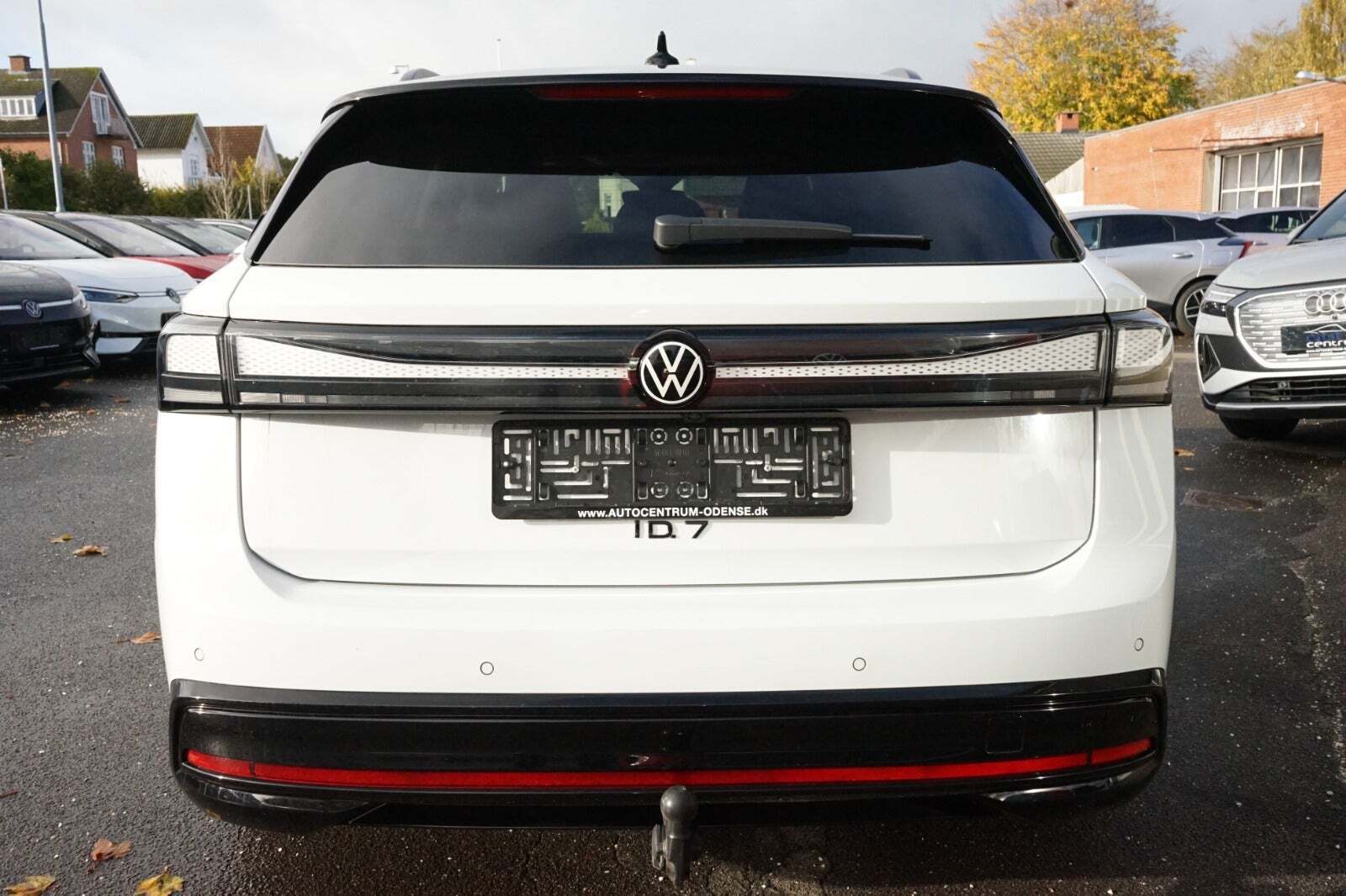 Hvid VW ID.7 fra 2025