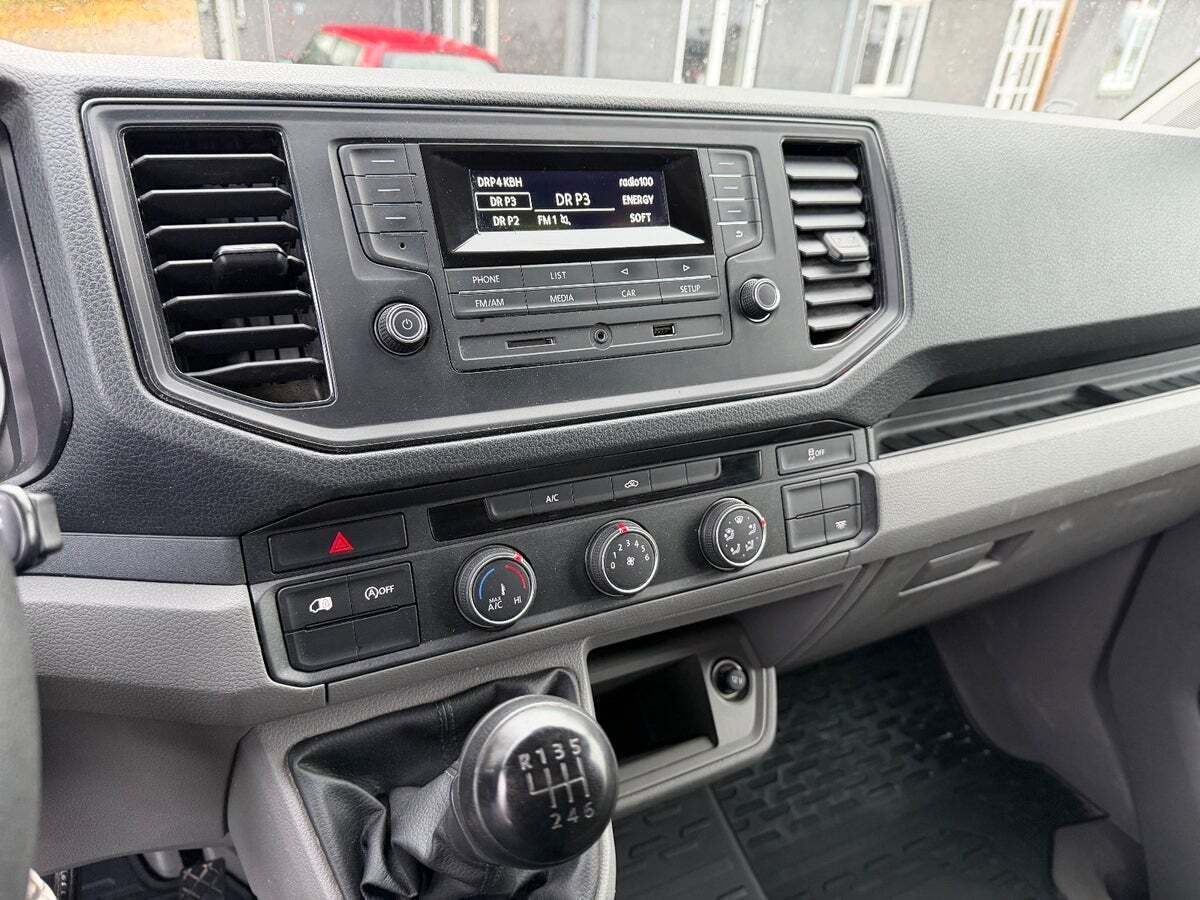 Hvid VW Crafter 35 fra 2019