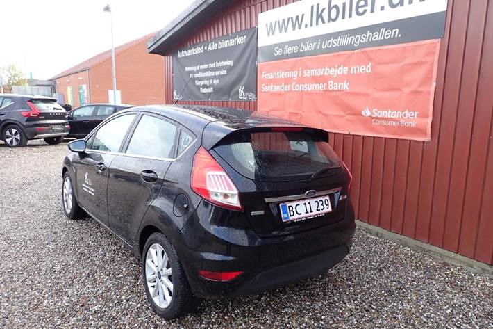 Sort Ford Fiesta fra 2015