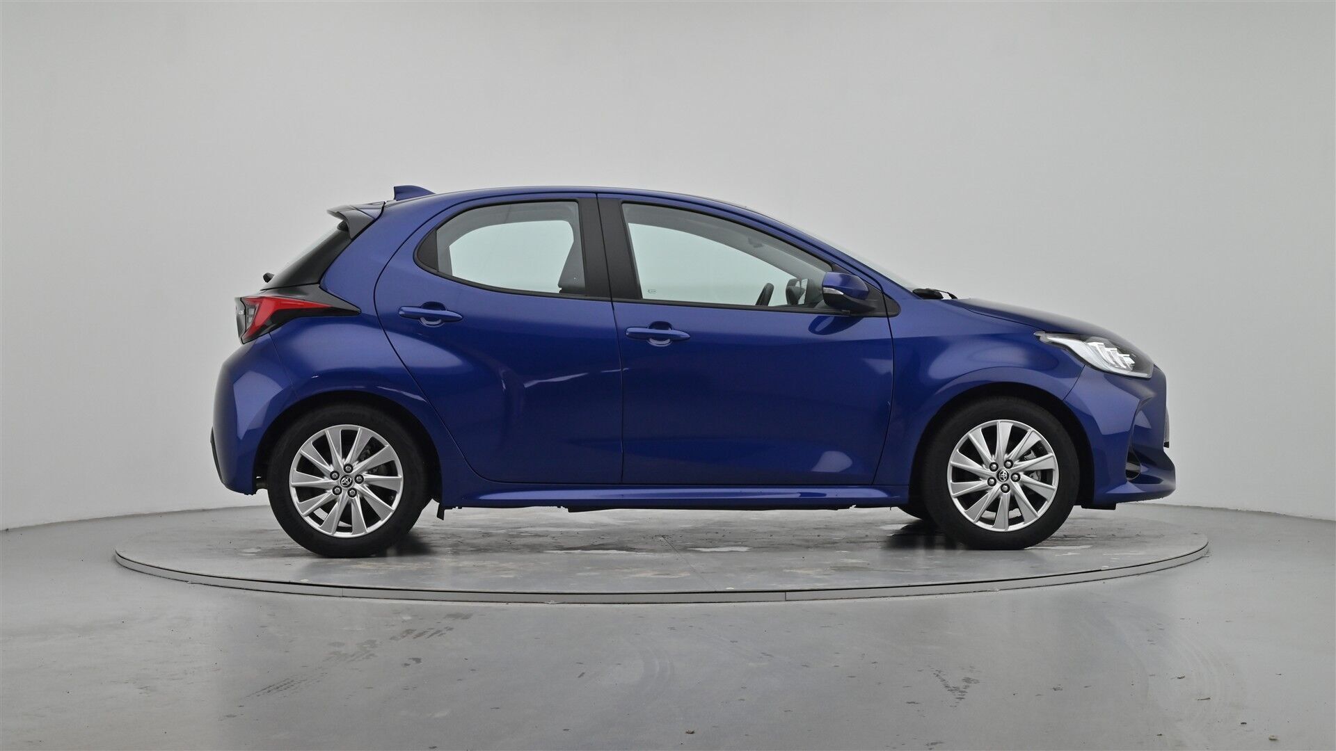 Toyota Yaris 1,5 Hybrid Active Technology Plus 116HK 5d Trinl. Gear