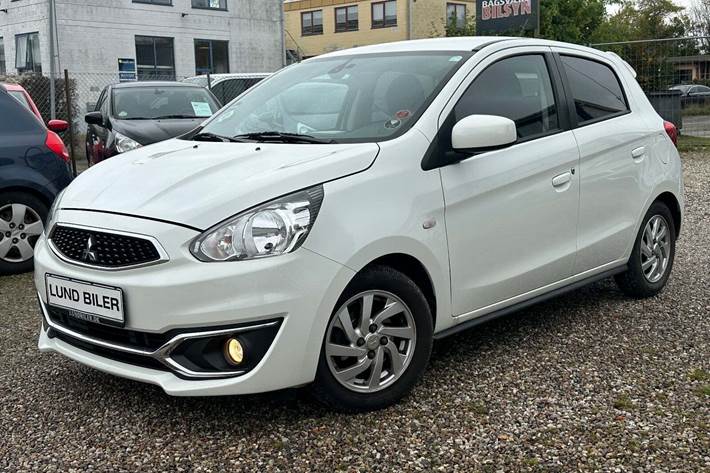 Hvid Mitsubishi Space Star fra 2016