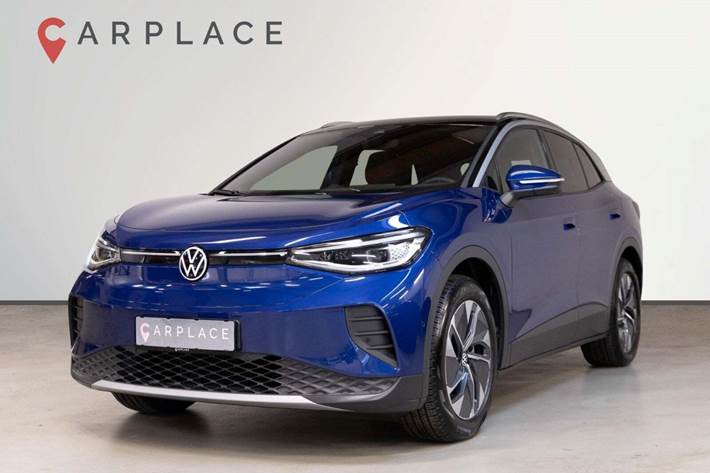 Blå VW ID.4 fra 2025 set udefra