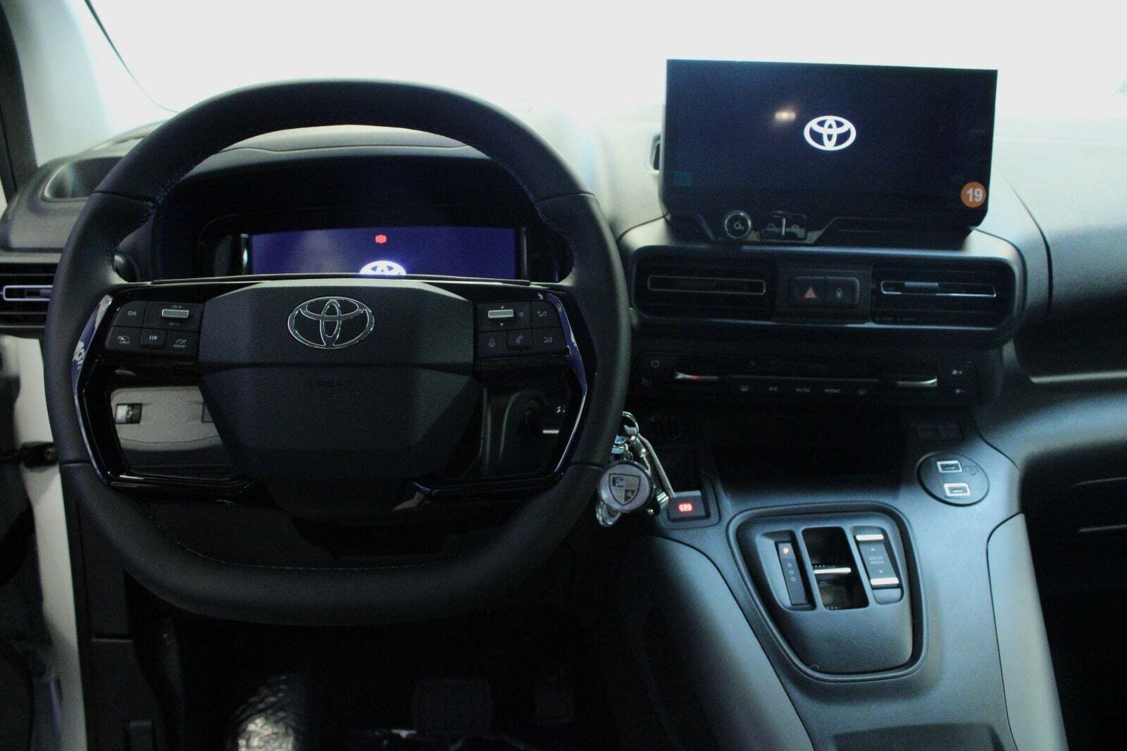 Toyota ProAce City Verso 50 Medium Family