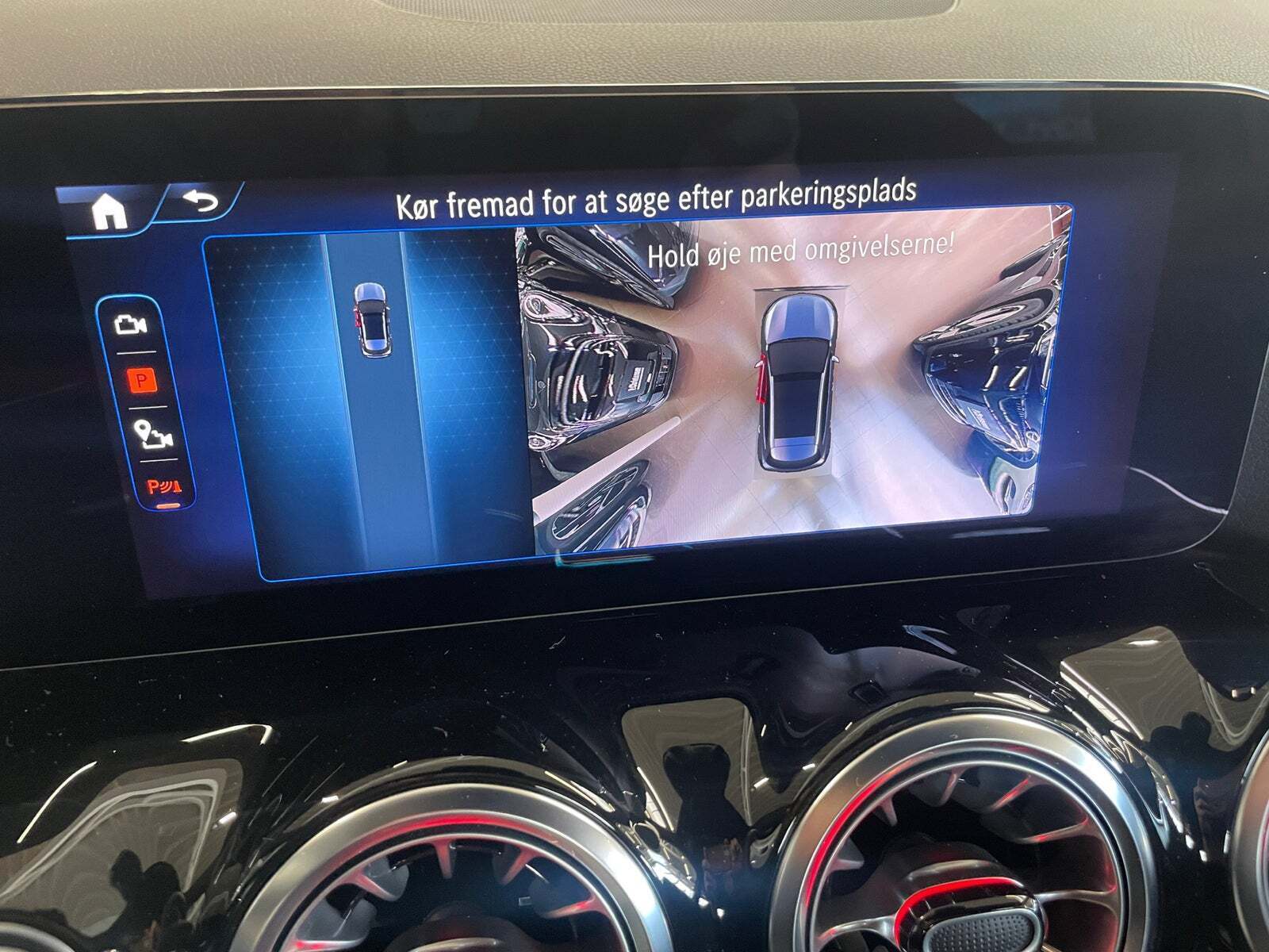 Grå Mercedes EQA250+ fra 2025