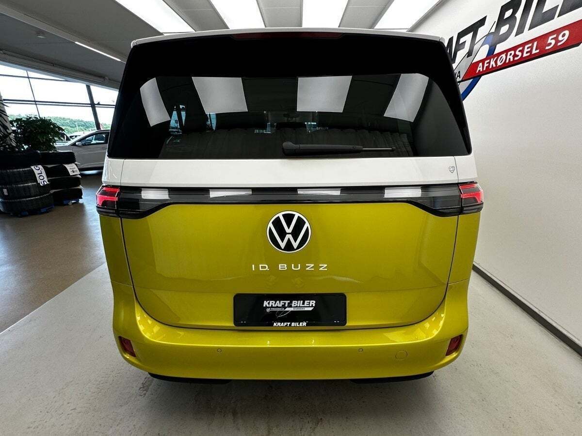VW ID.Buzz 77 Pro SWB