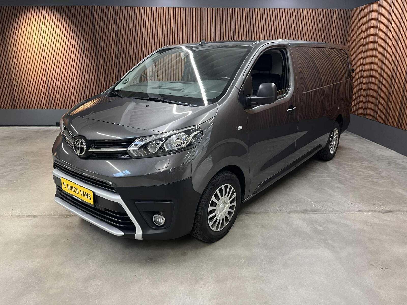 Toyota ProAce 2,0 D 122 Long Comfort Master