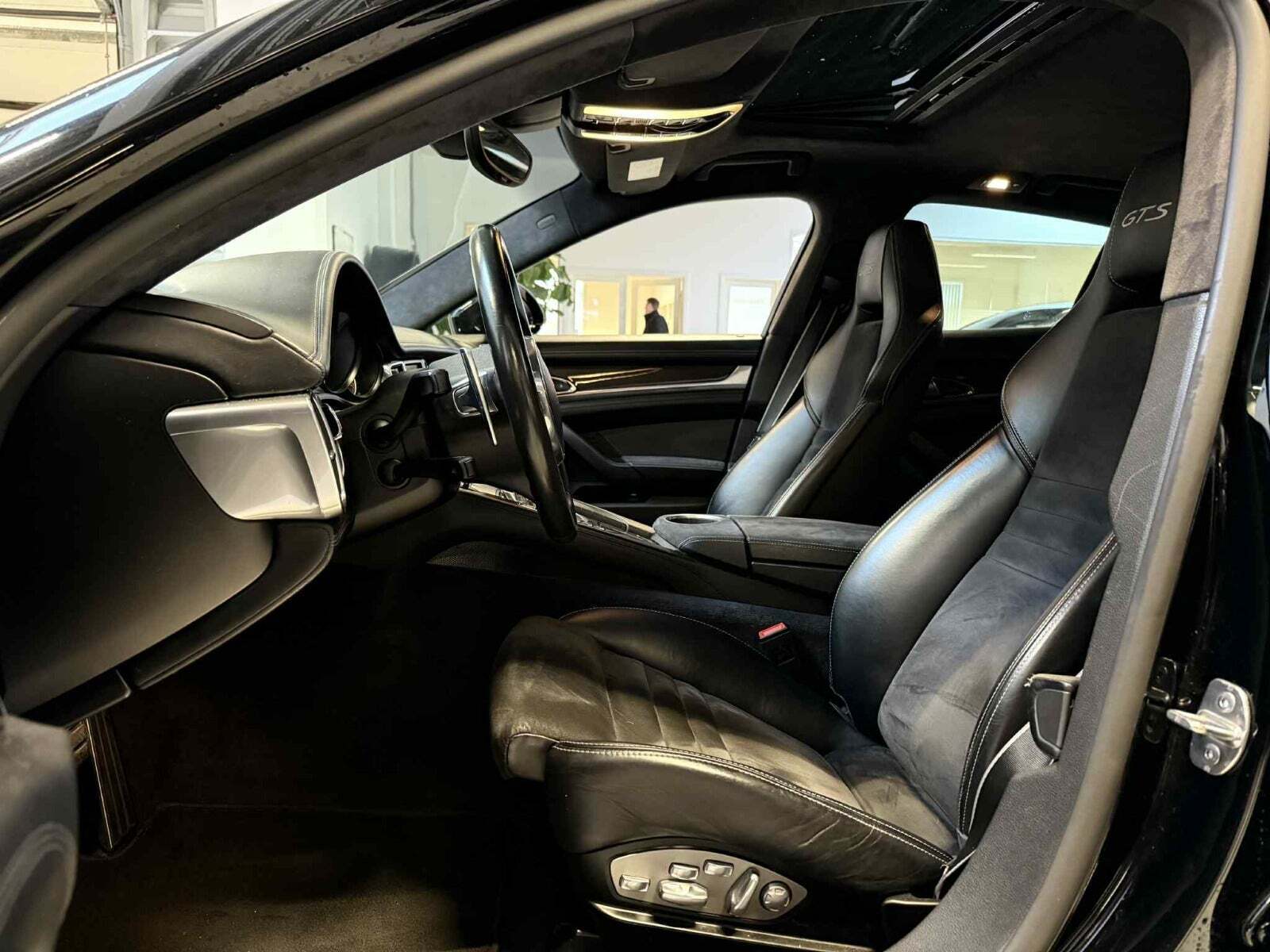 Porsche Panamera GTS 4,8 PDK