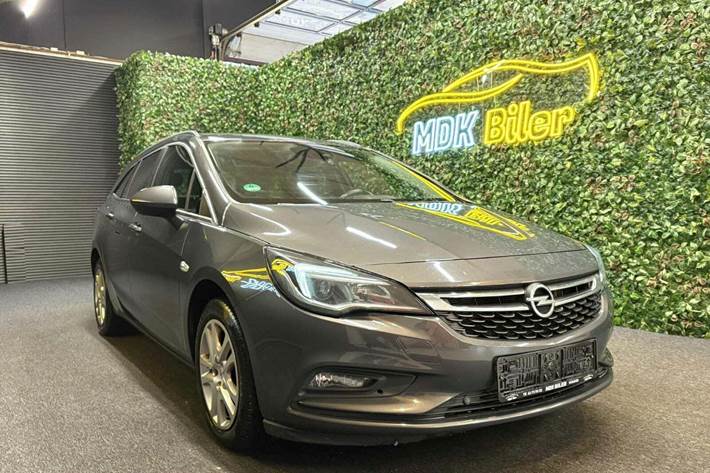 undefined Opel Astra fra 2016 set udefra