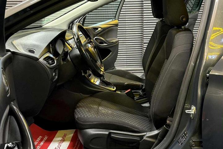 undefined Opel Astra fra 2016
