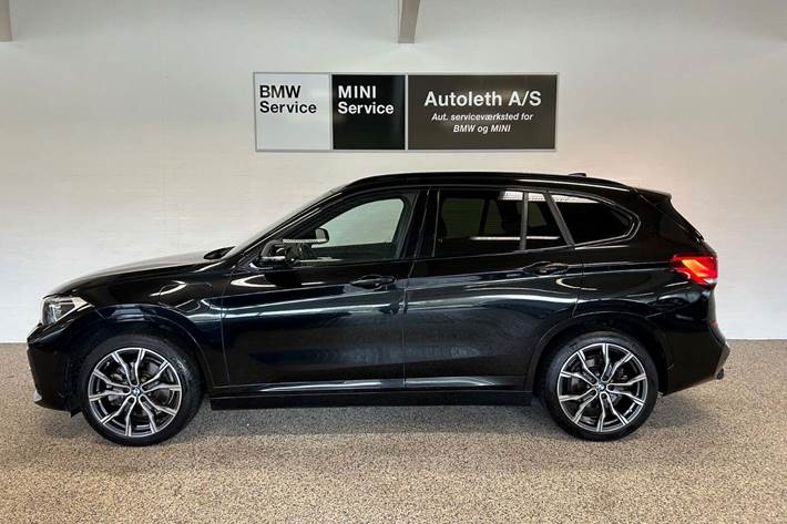 Sort BMW X1 fra 2022