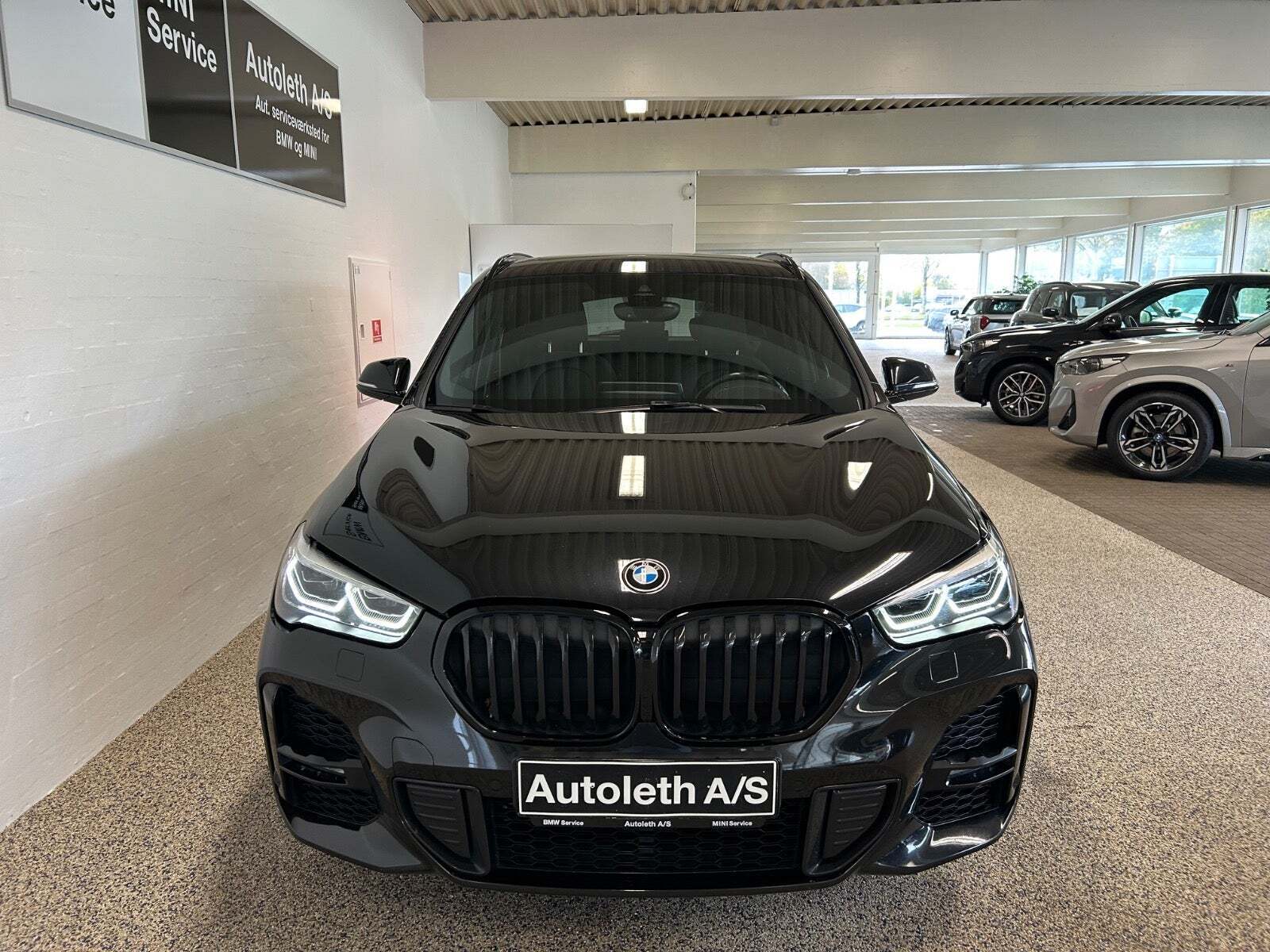 Sort BMW X1 fra 2022
