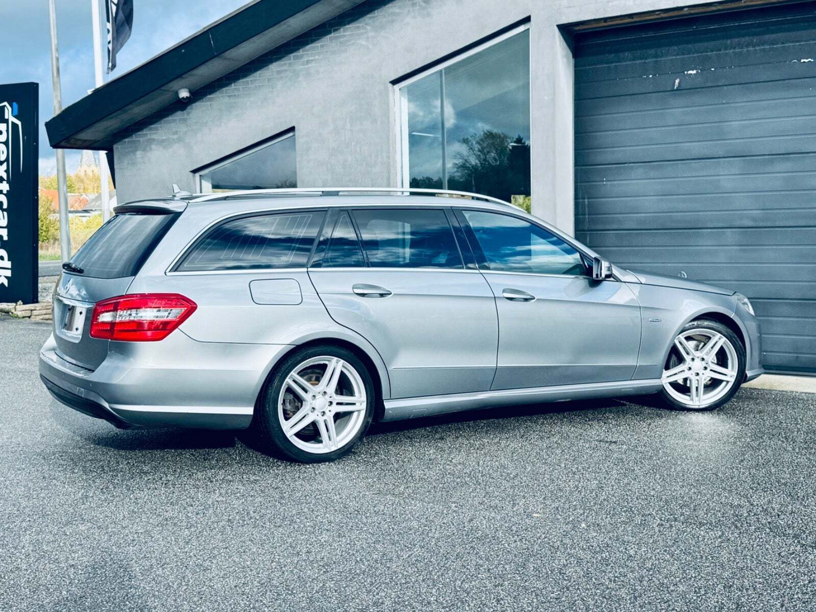 Mercedes E200