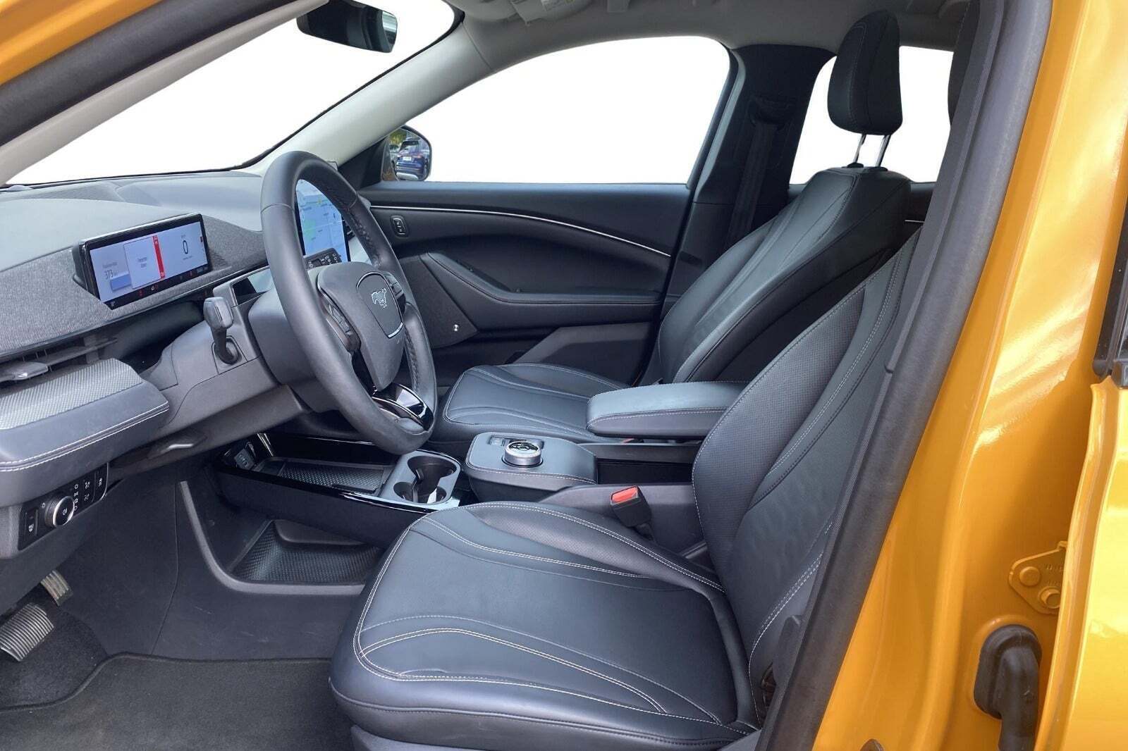 Ford Mustang Mach-E 75 Standard Range