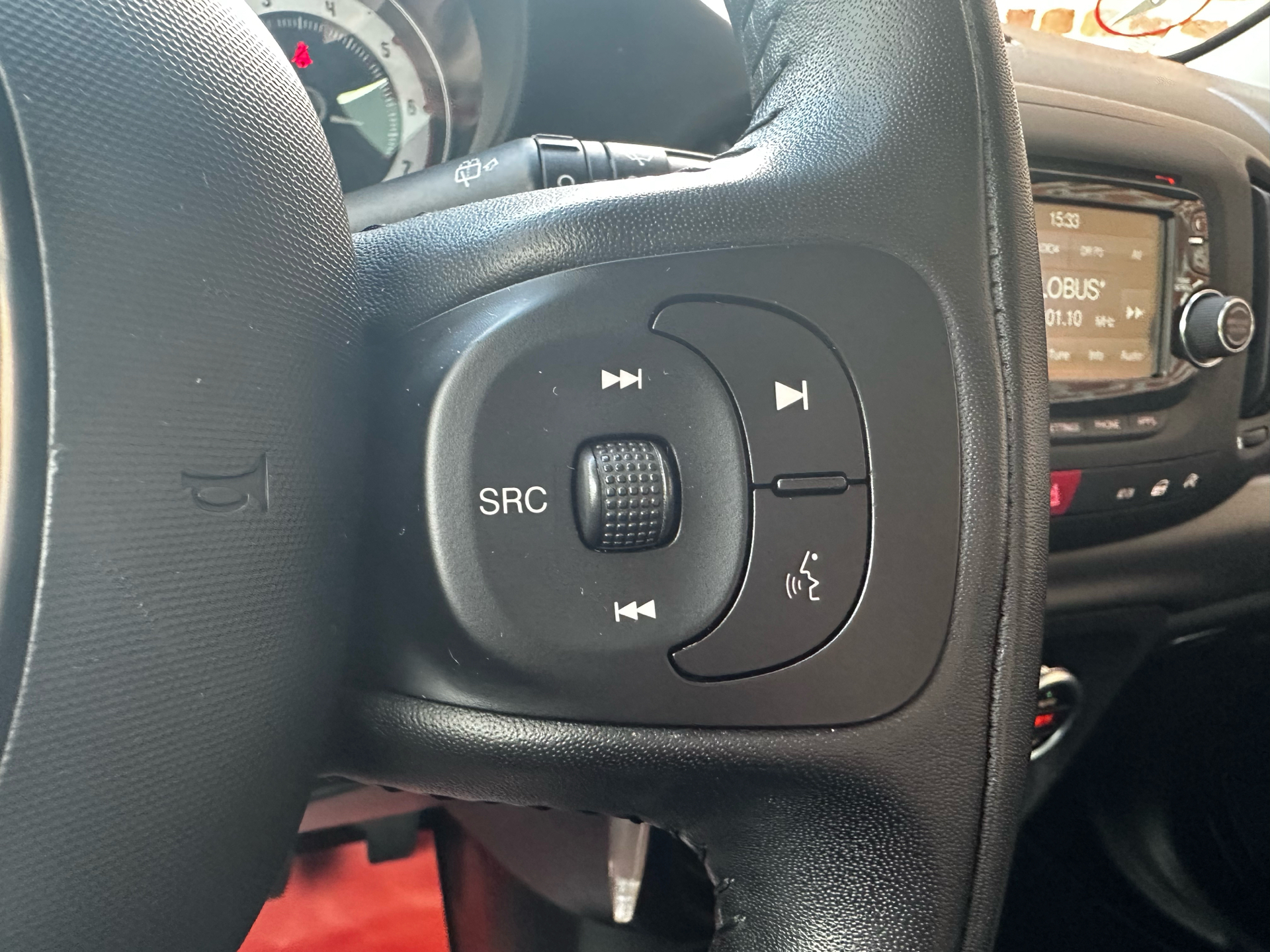 Sort Fiat 500L Living fra 2017