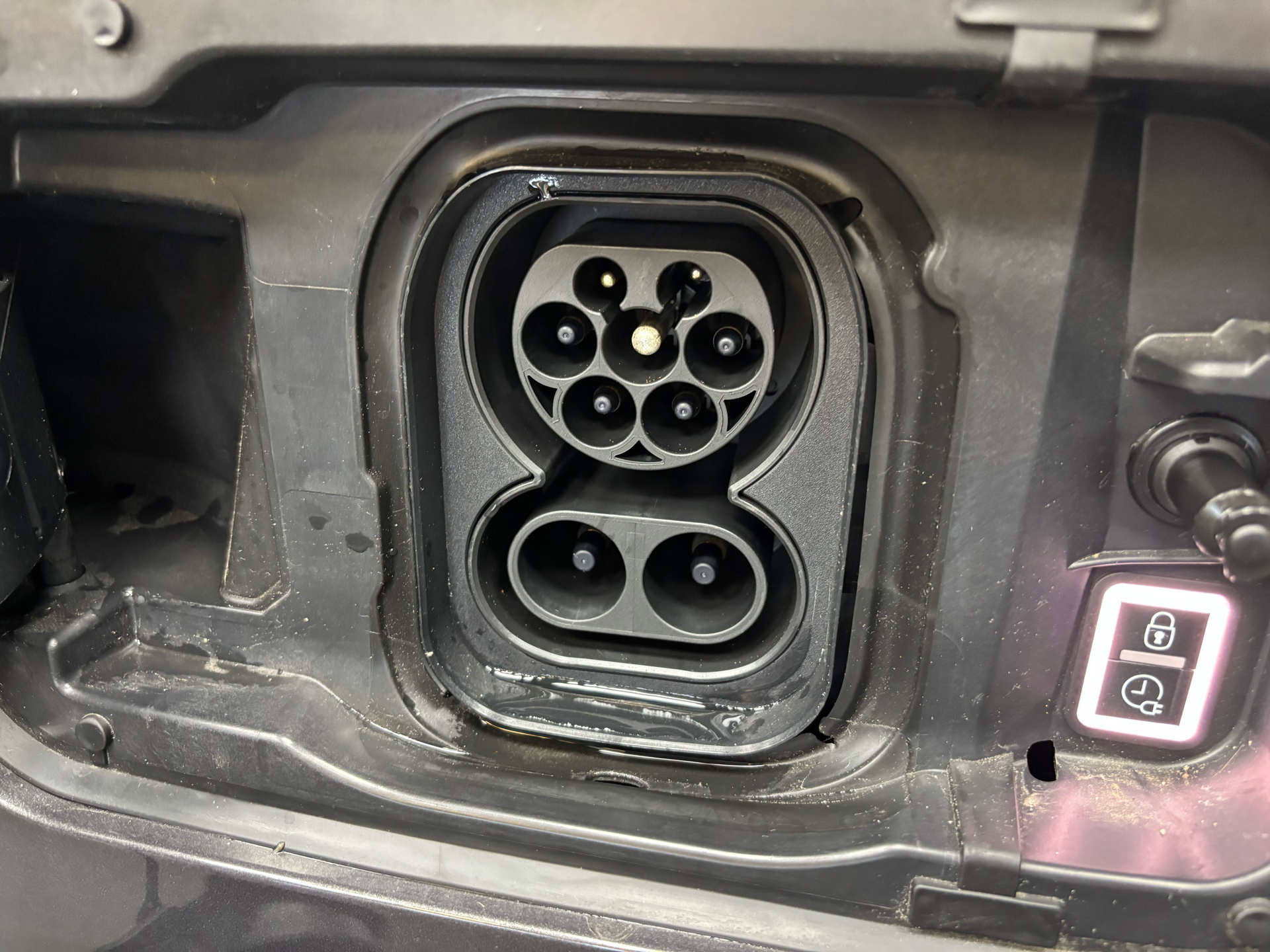 Grå Opel Combo-e Life fra 2024