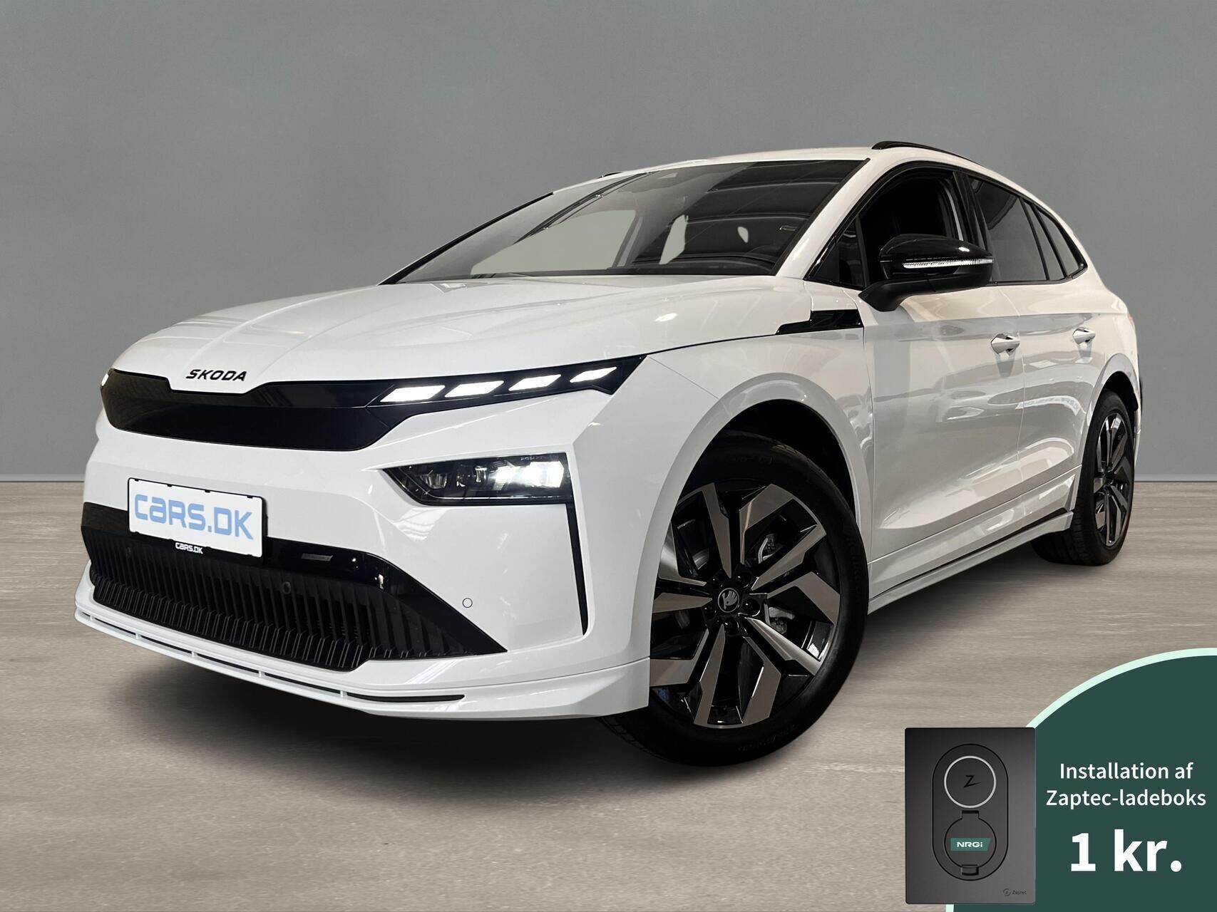 Hvid Skoda Enyaq iV fra 2025 set udefra