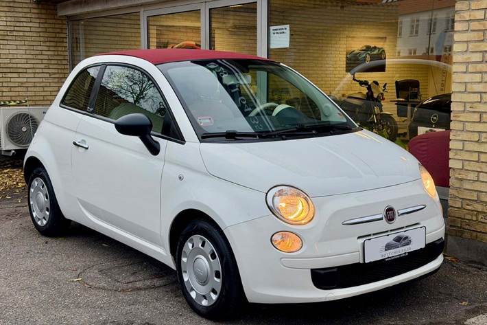 Hvid Fiat 500C fra 2013