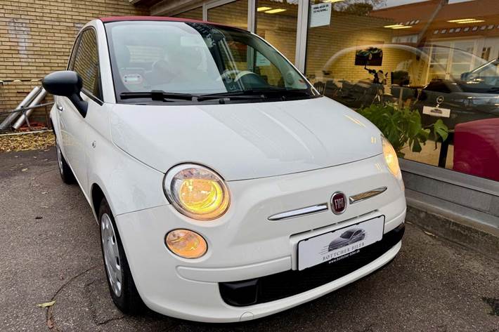 Hvid Fiat 500C fra 2013