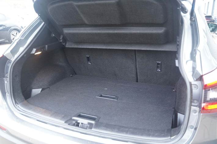 Sort Nissan Qashqai fra 2018