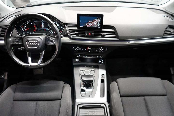 Sort Audi Q5 fra 2017