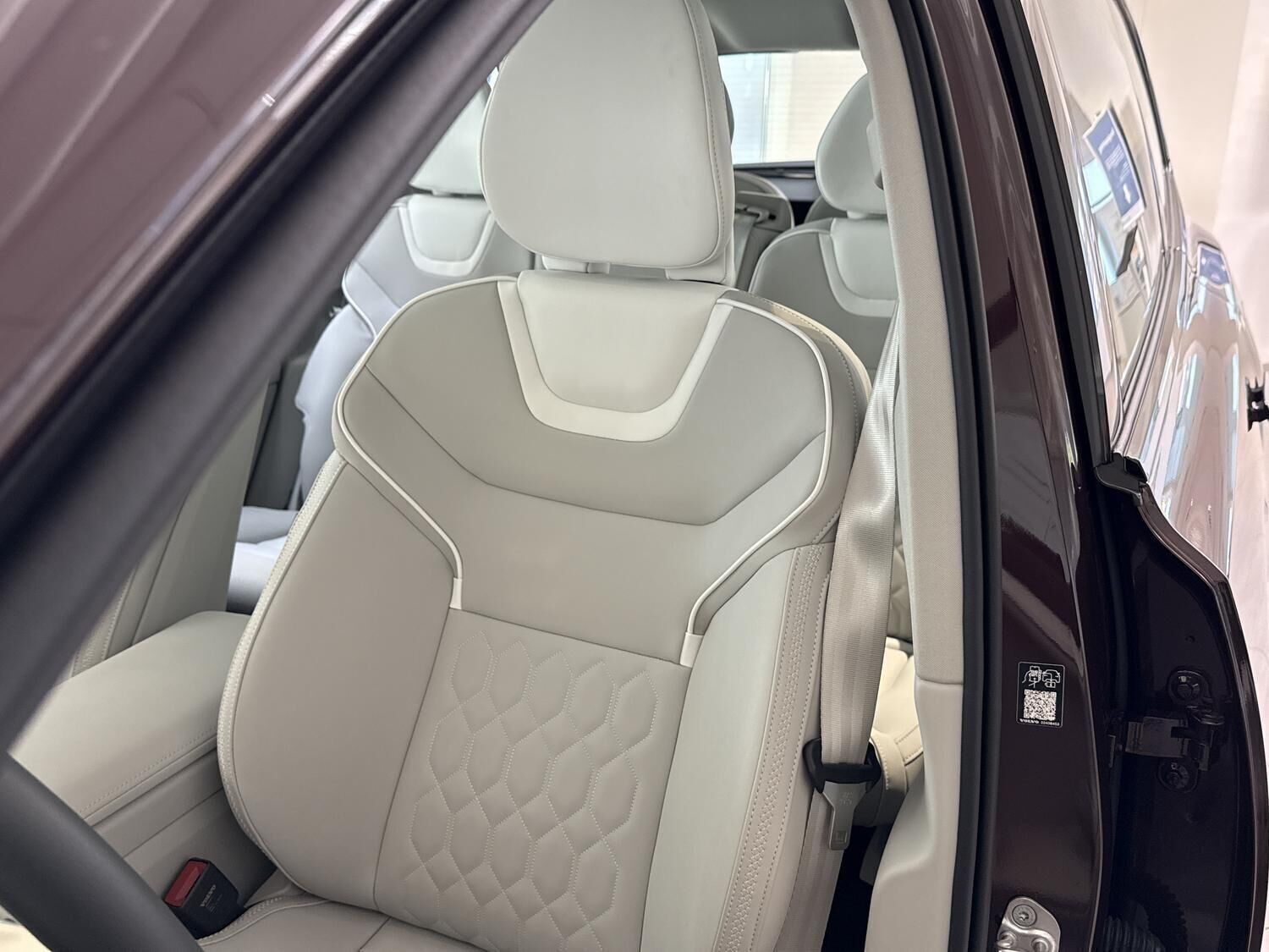 Rød Volvo EX90 fra 2025