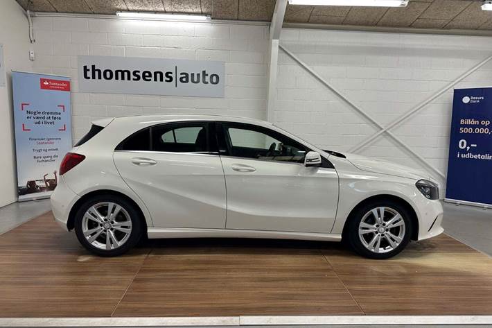 Hvid Mercedes A180 d fra 2017