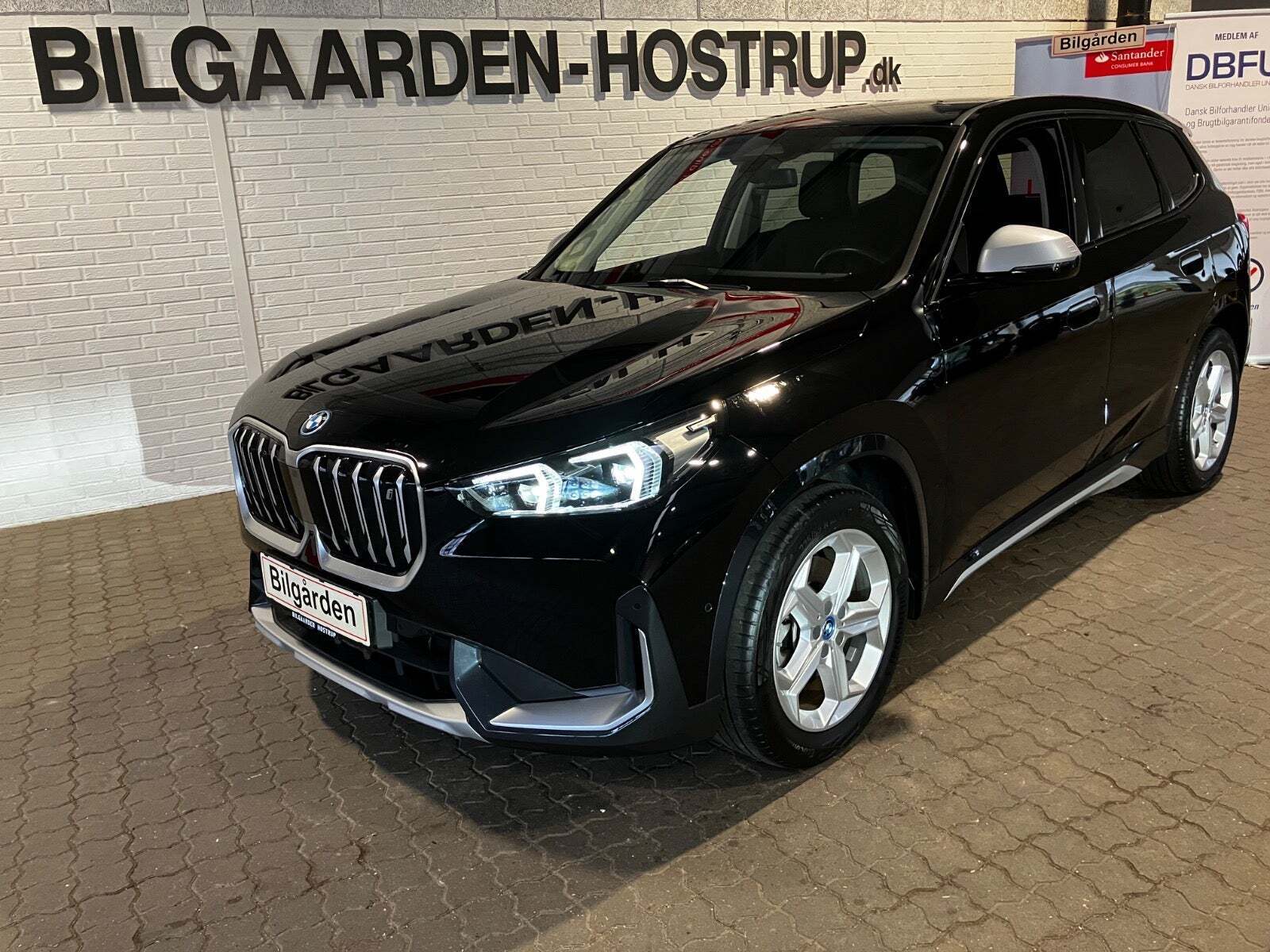 BMW iX1 xDrive30 X-Line
