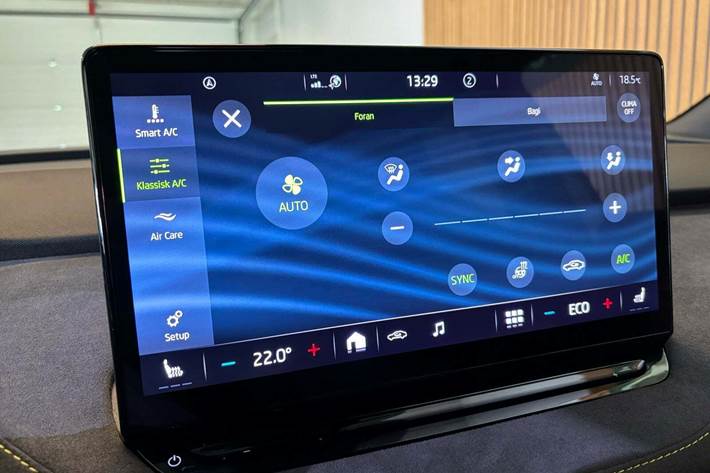 Sølv Skoda Enyaq fra 2022