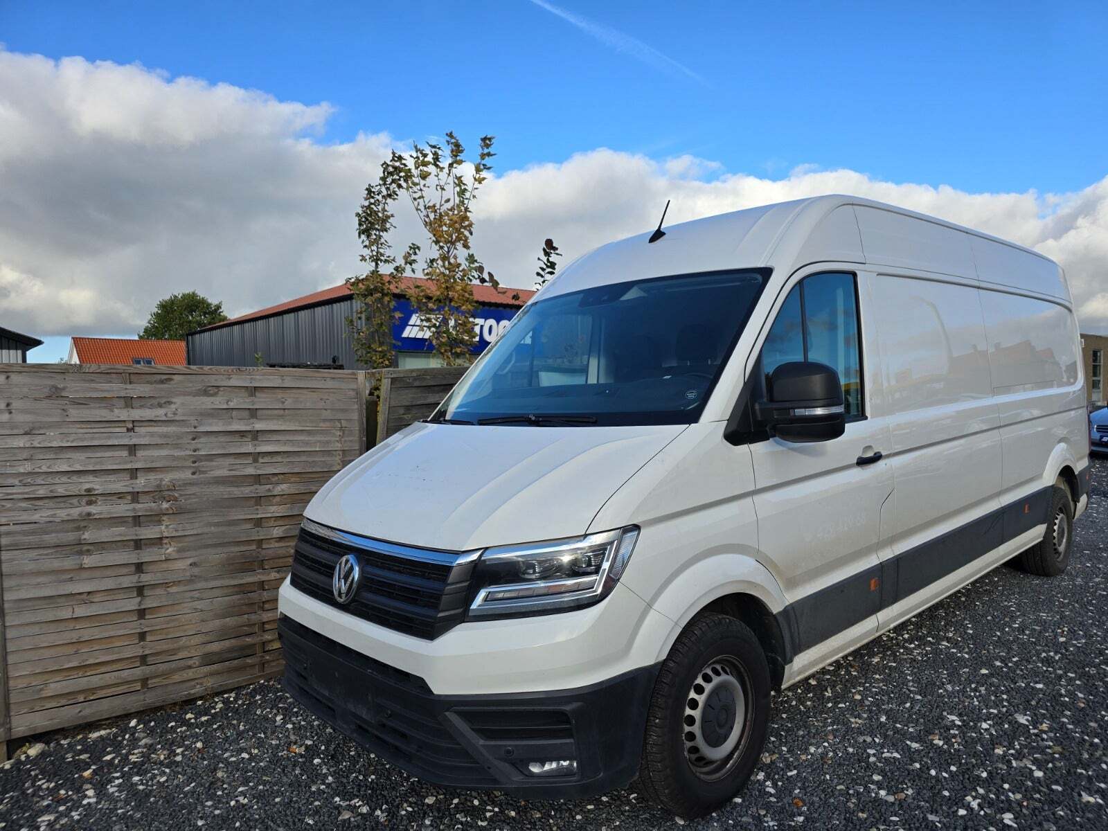 VW Crafter 35 2,0 TDi 177 Kassevogn L4H3 aut.