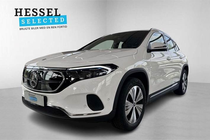 Hvid Mercedes EQA250 fra 2023 set udefra
