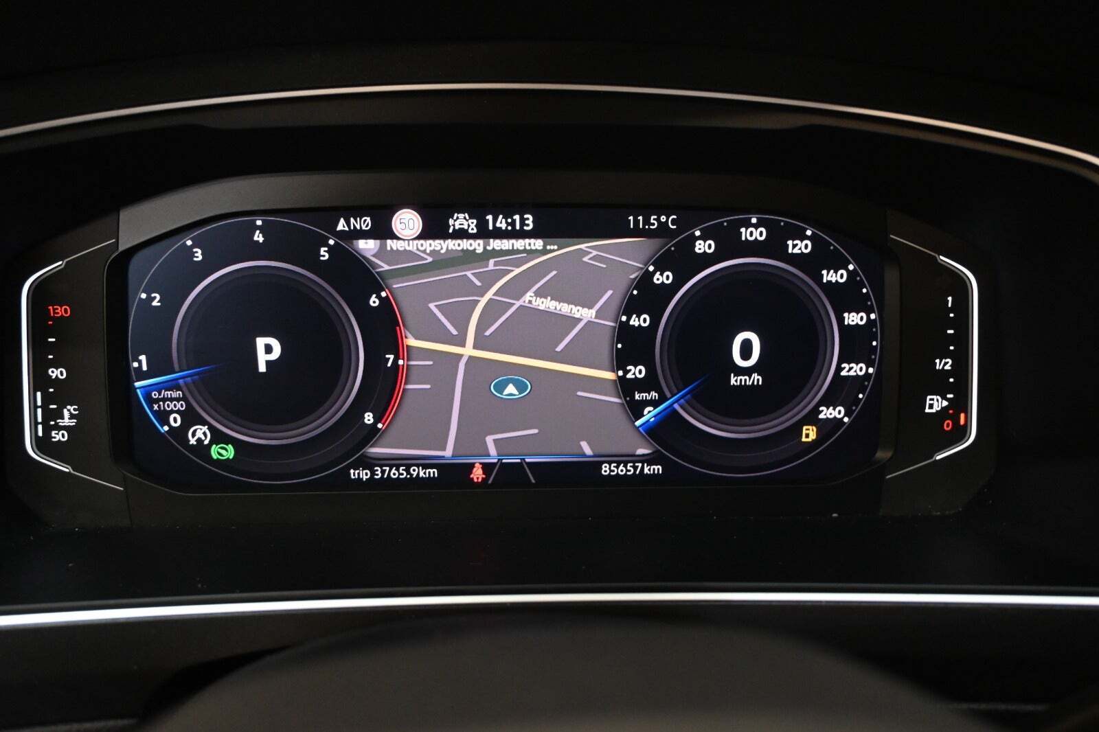 Grå VW Tiguan fra 2021