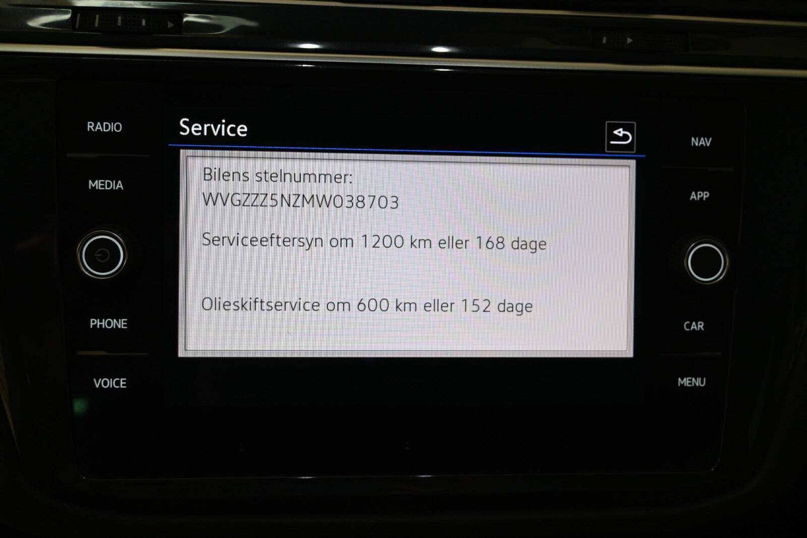 Grå VW Tiguan fra 2021