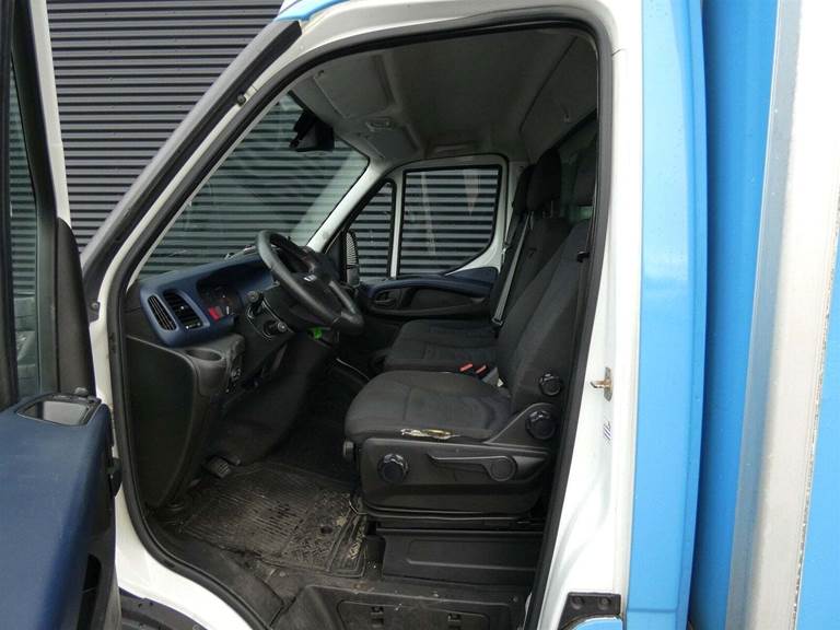 Iveco Daily 2,3 35S16 Alukasse m/lift AG8