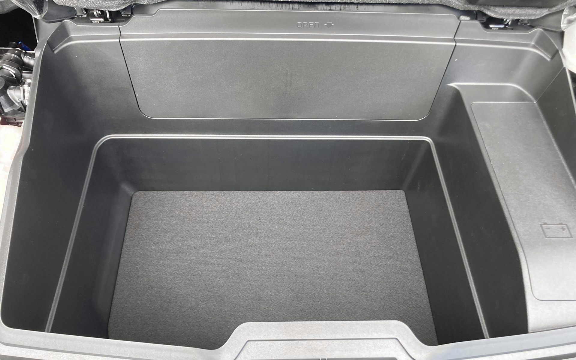 Grå Kia EV6 fra 2025