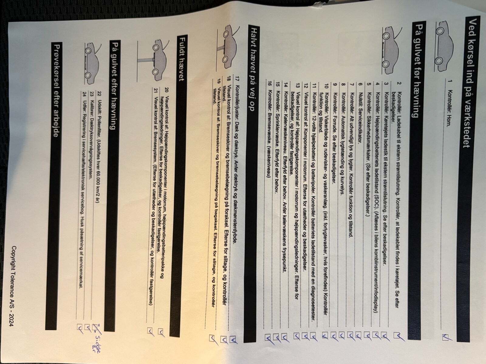 Grå VW e-Golf VII fra 2018 set udefra