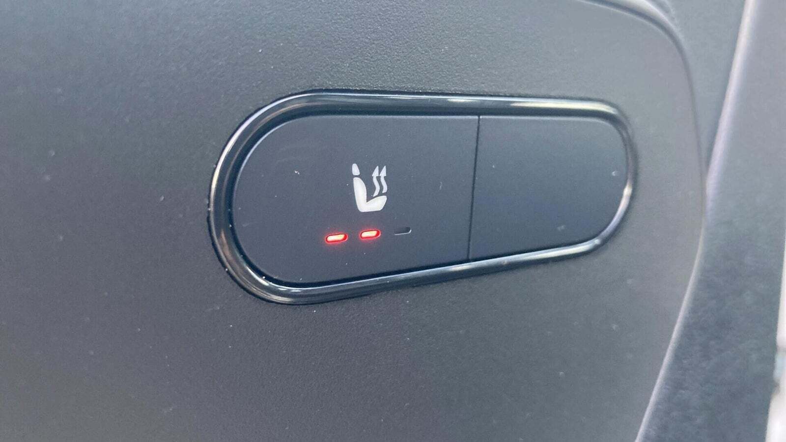 Hvid Mercedes Sprinter 215 fra 2023