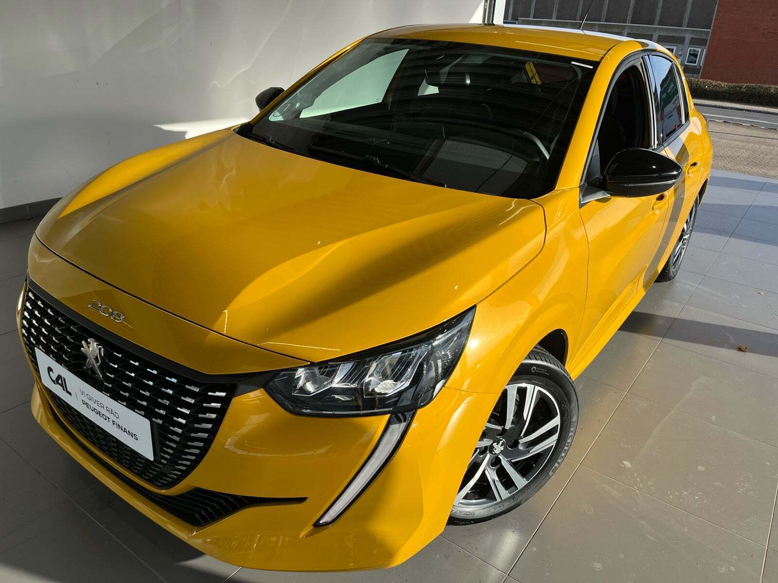 Peugeot 208 1,2 PureTech 100 Allure