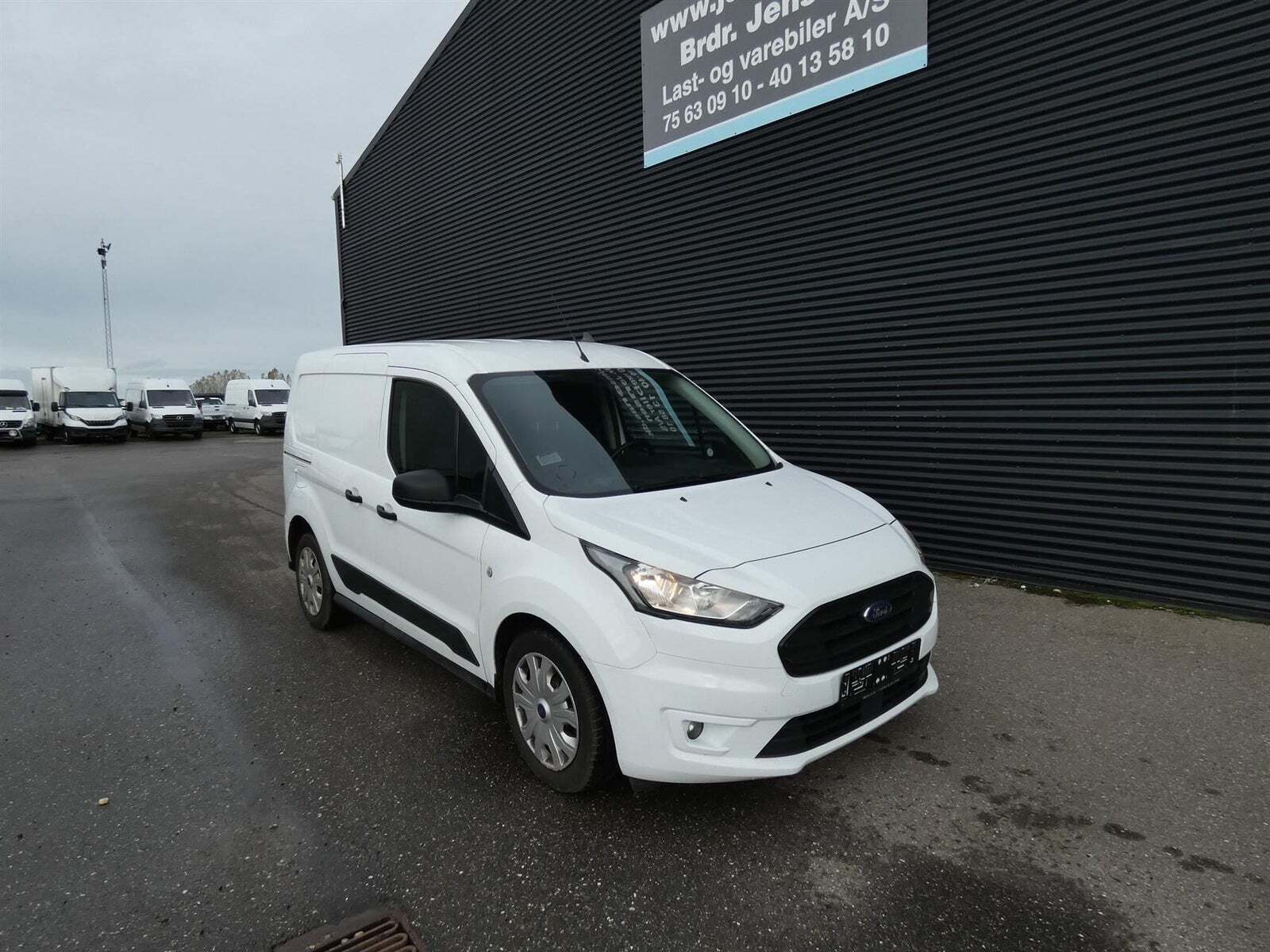 Ford Transit Connect 1,5 EcoBlue Trend kort