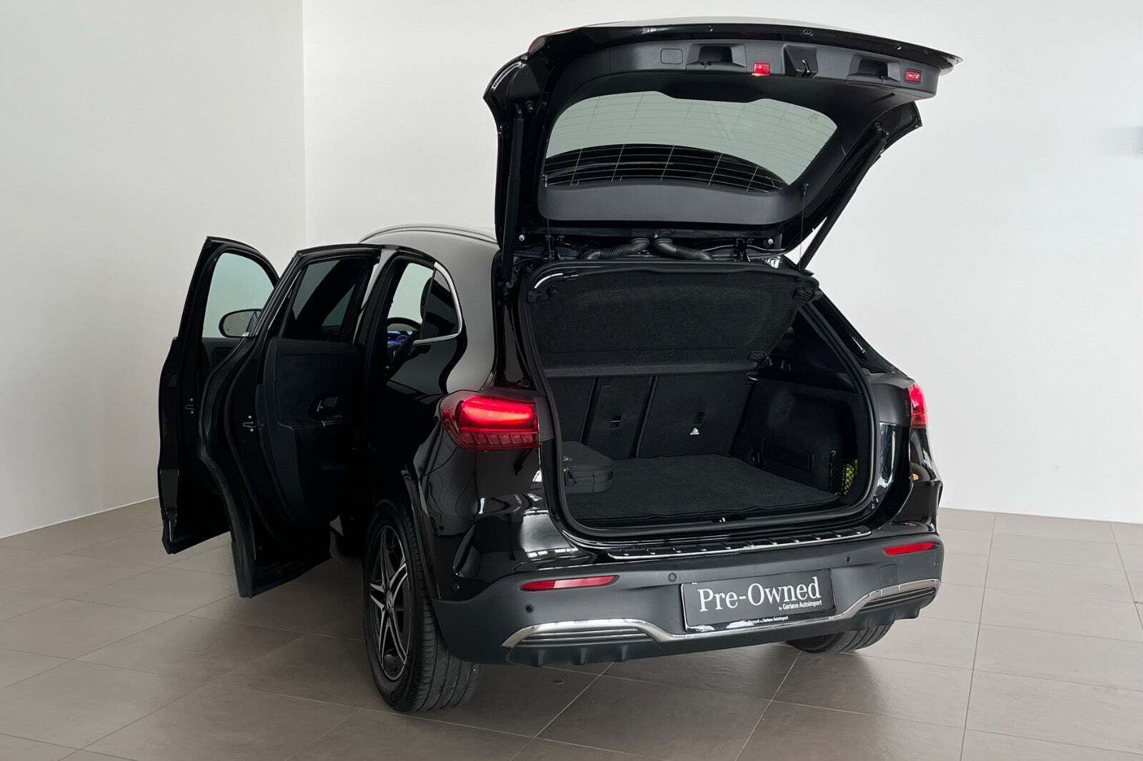 Sort Mercedes EQA250+ fra 2025