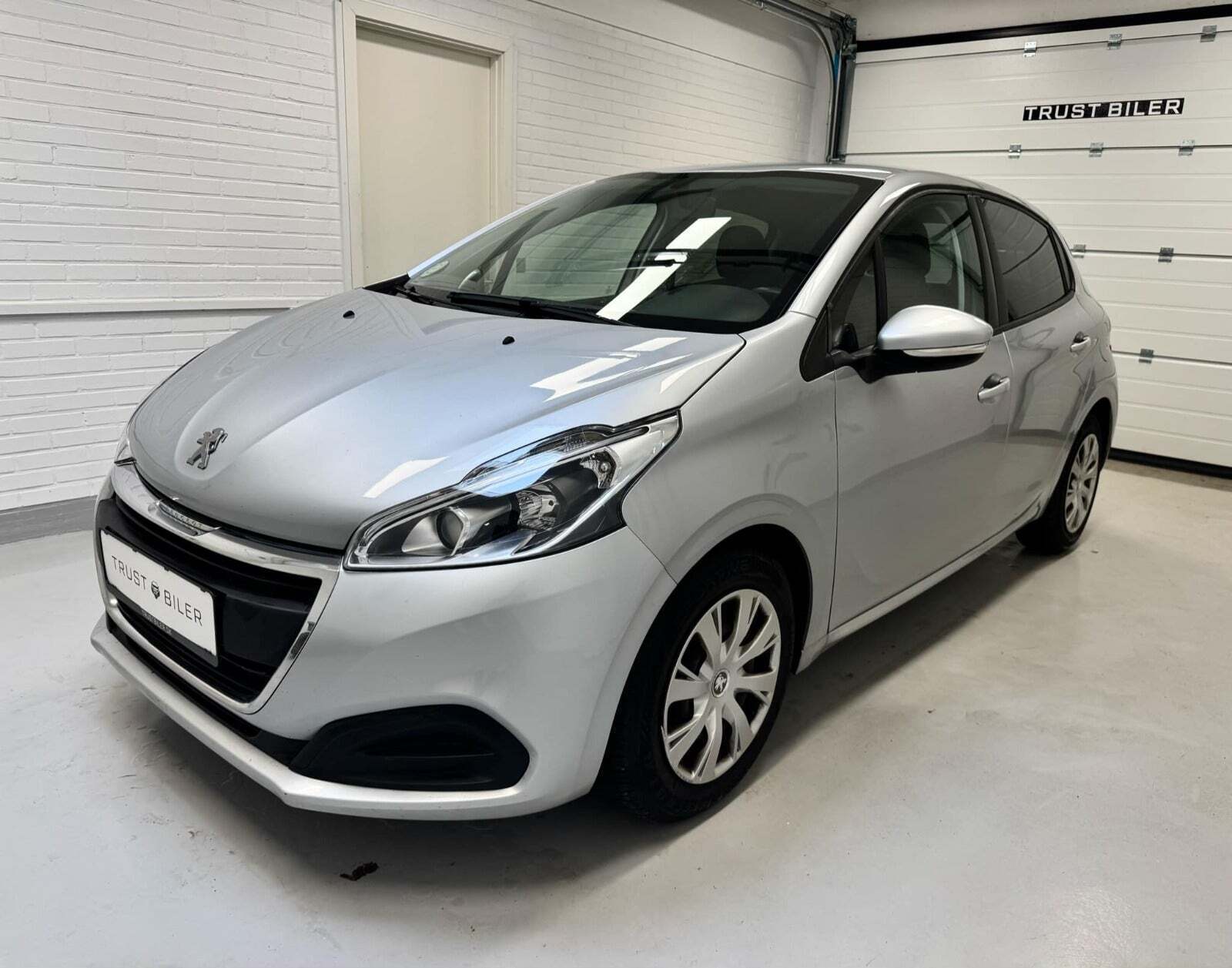 Peugeot 208 1,6 BlueHDi 100 Allure
