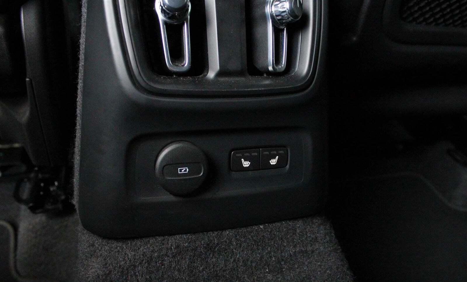 Volvo XC40 1,5 T4 ReCharge Inscription X aut.