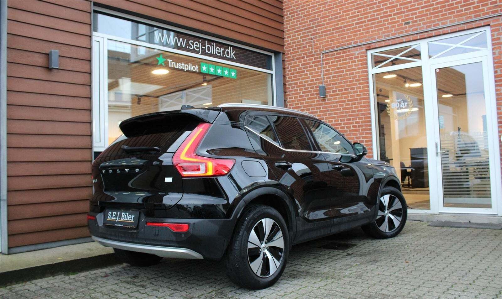 Sort Volvo XC40 fra 2021