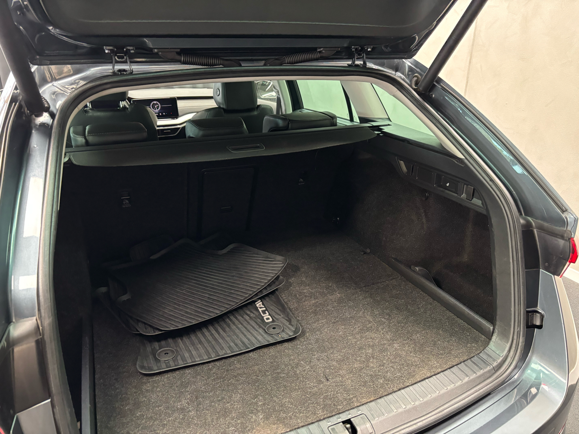 Skoda Octavia 1,4 Combi TSI  Plugin-hybrid iV Plus iV DSG 204HK Stc 6g Aut.