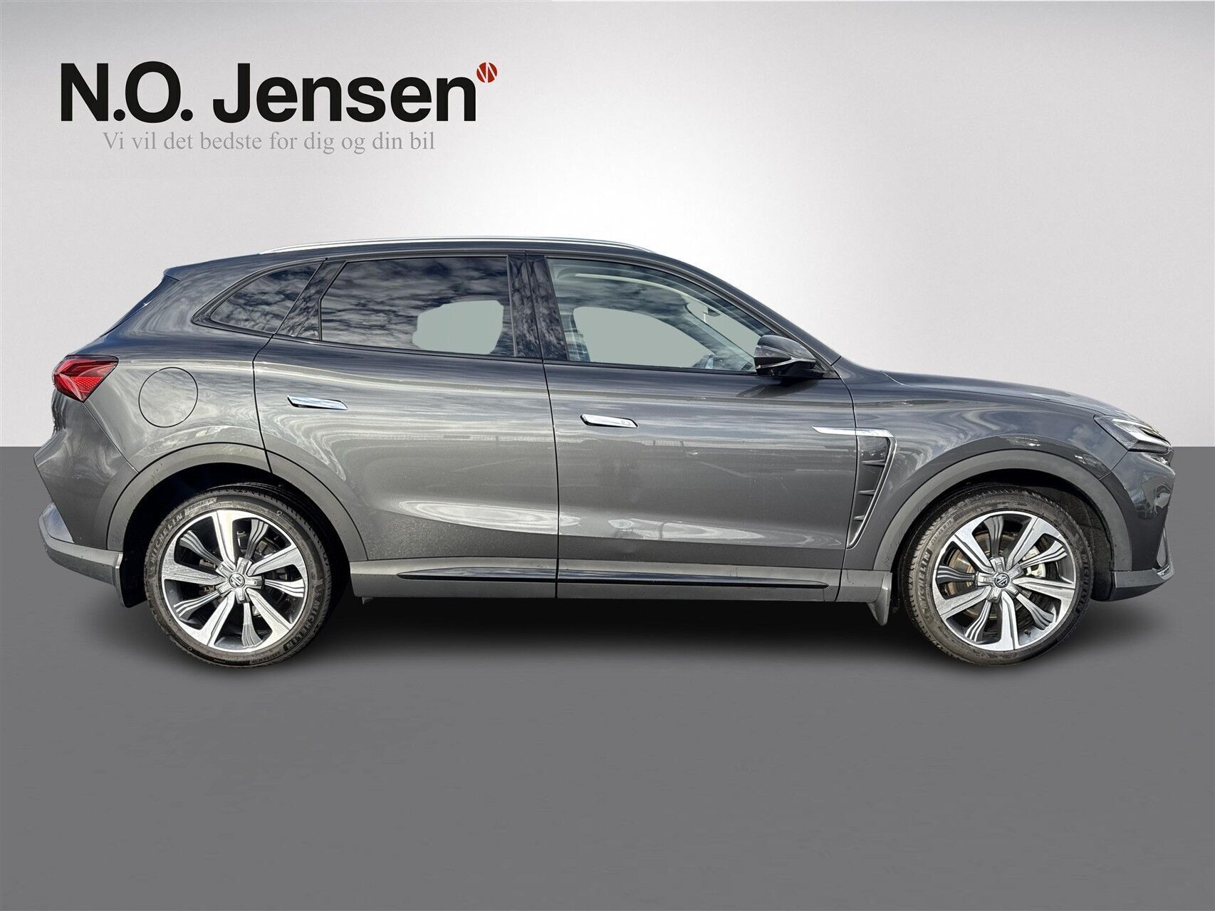 MG Marvel R EL Luxury 180HK 5d Aut.