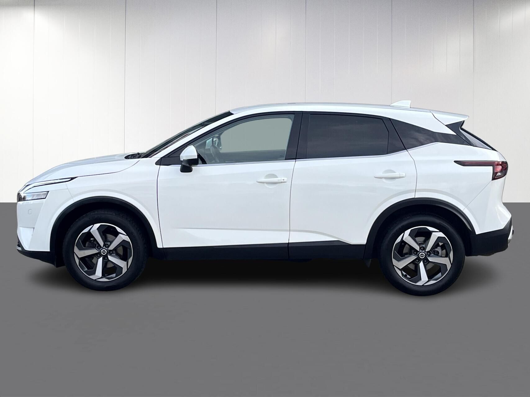 Nissan Qashqai 1,3 MHEV  Mild hybrid N-Connecta X-Tronic 158HK 5d 7g Aut.