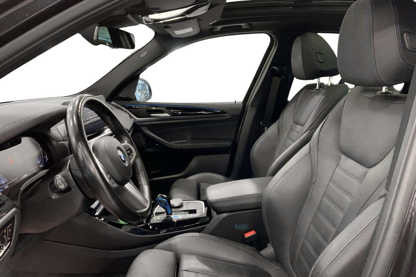 BMW iX3 Charged Plus M-Sport